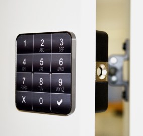 Serrure avec clavier à code numérique pour placard de vestiaire Serrure avec clavier à code numérique pour placard de vestiaire